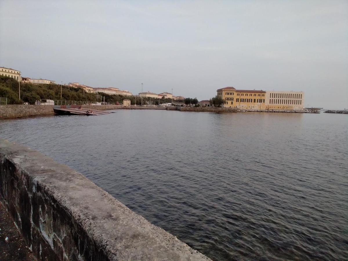 Casina Del Porto Villa Ливорно Екстериор снимка
